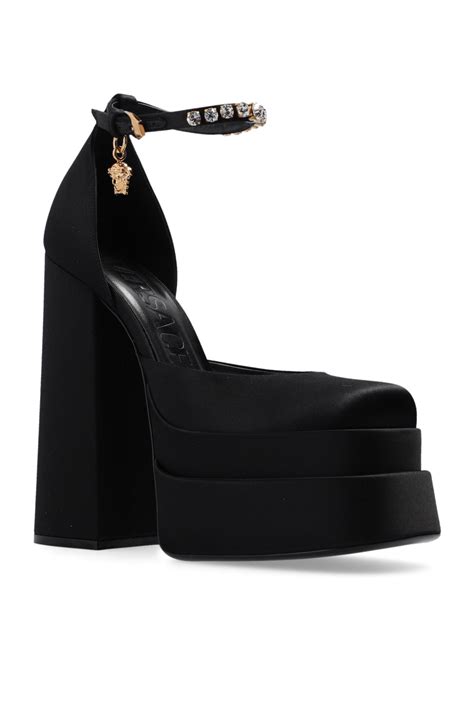 versace buty damskie z literkami|Versace﻿﻿﻿ Buty Damskie .